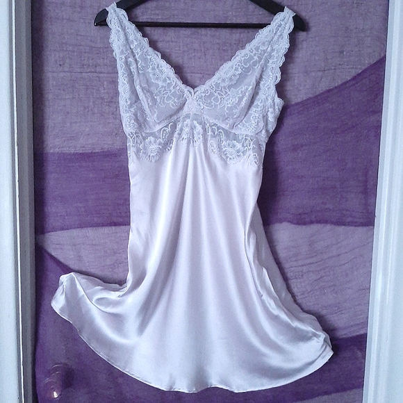 Morgan Iconic Bust Support Silk Chemise 100% Silk - Picture 2 of 8